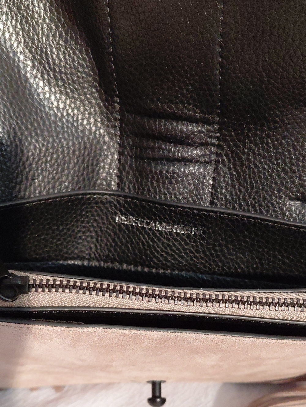 Rebecca Minnecoff Tan Suede Crossbody Bag Wide Strap. NWT - Picture 8 of 9